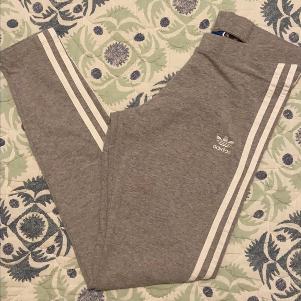 Women’s Adidas grey legging